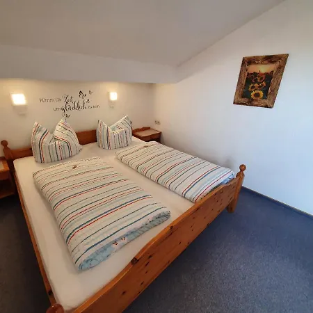 Haus Bayrhof Apartment